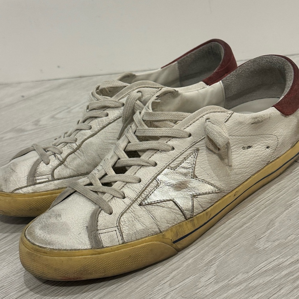 Golden Goose SSTAR size 43
